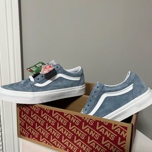 NEW VANS OLD SKOOL PIG SUEDE ASHLEY BLUE